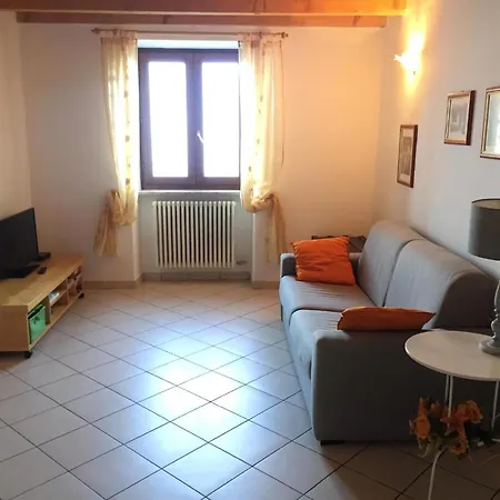 In Brenzone Sul Garda Mit Grill, Garten Und Terrasse Und Seeblick شقة *
